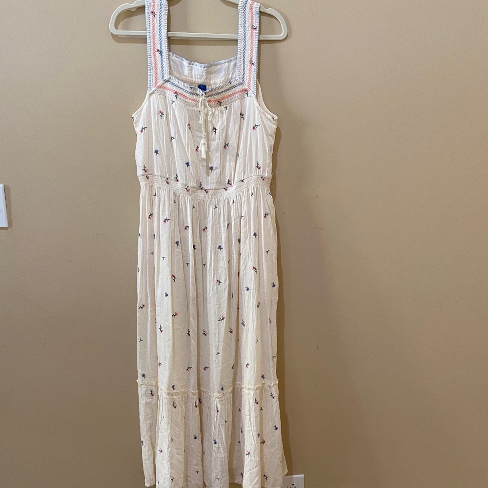 OLD NAVY Tiered Embroidered Maxi Dress, Womens SZ Large